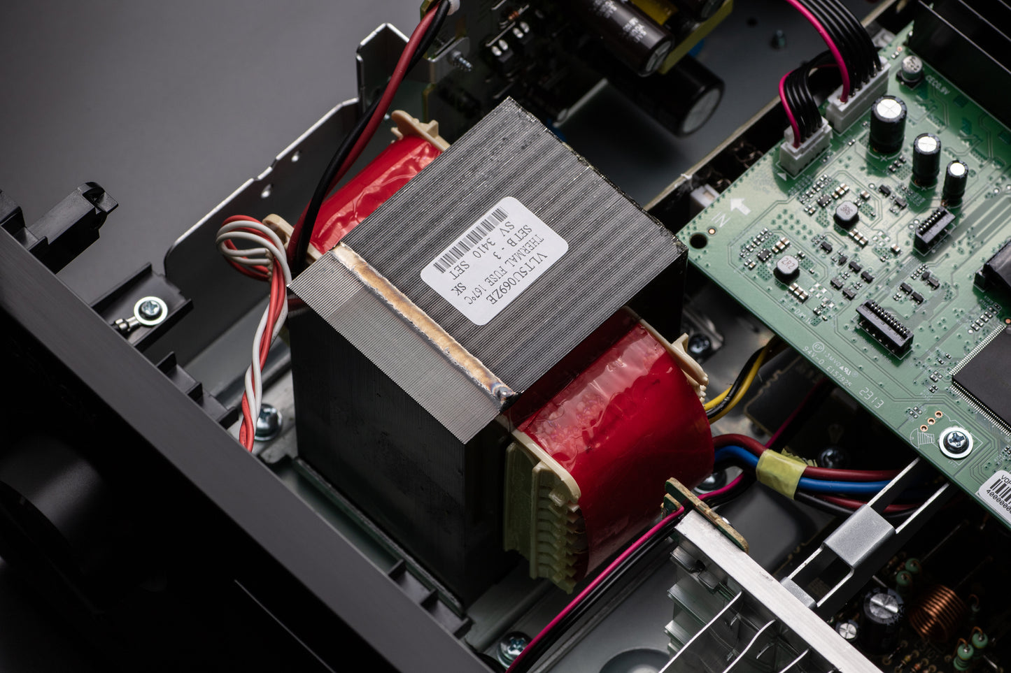 Denon AV Amplifier AVC-S 670H Black